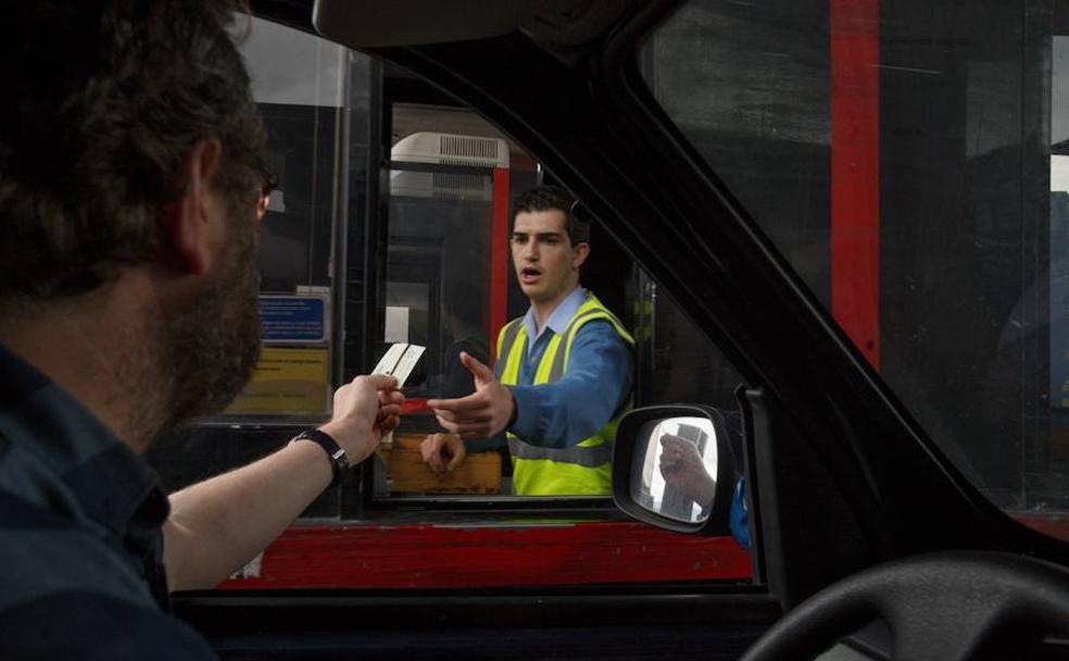 Peaje en Armiñón. /Rafael Gutiérrez / El Correo