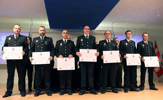 Resultado de imagen para Imagenes Fiesta Aniversaria de la POLICÃA nACIONAL